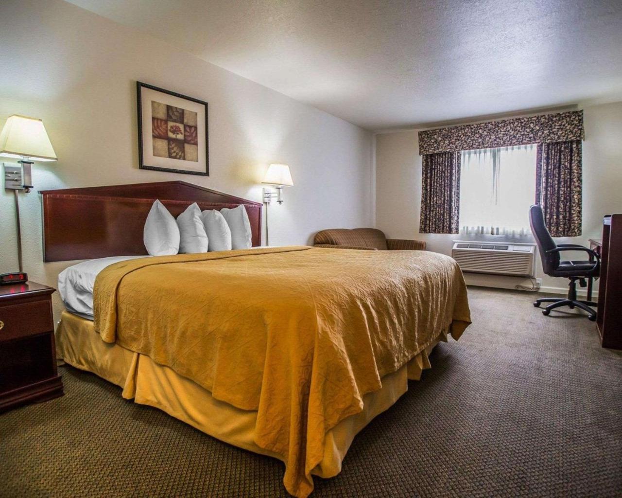 Quality Inn Peru Near Starved Rock State Park Экстерьер фото