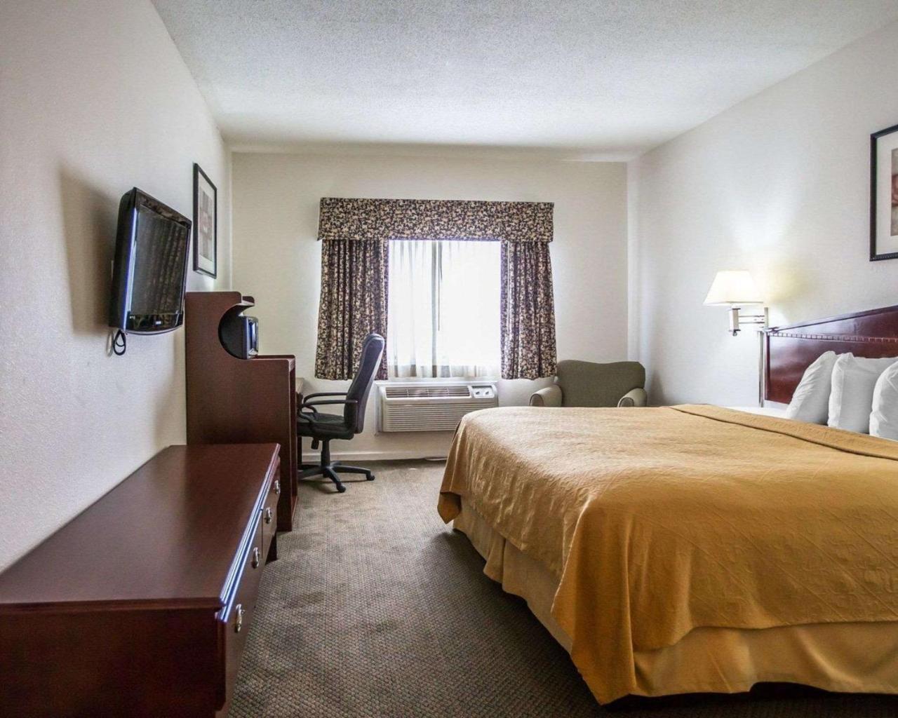 Quality Inn Peru Near Starved Rock State Park Экстерьер фото