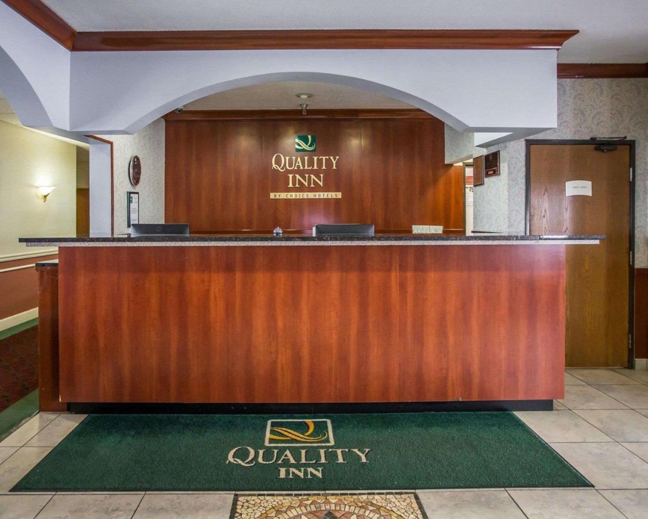 Quality Inn Peru Near Starved Rock State Park Экстерьер фото